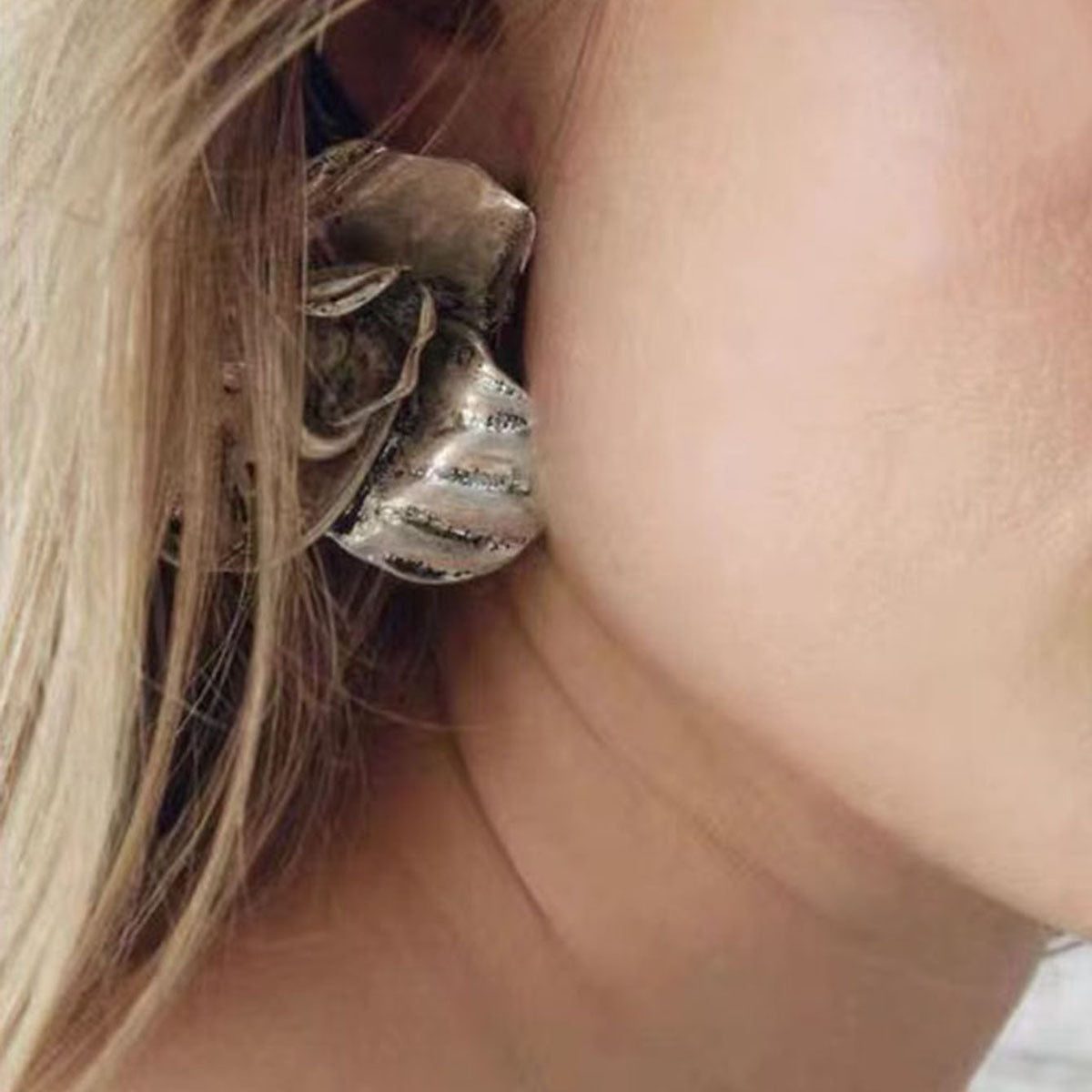 Herkkä käsityö Korvarengas