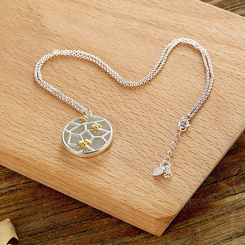 Romanttinen Hopea Kaulakoru erityisiin hetkiin