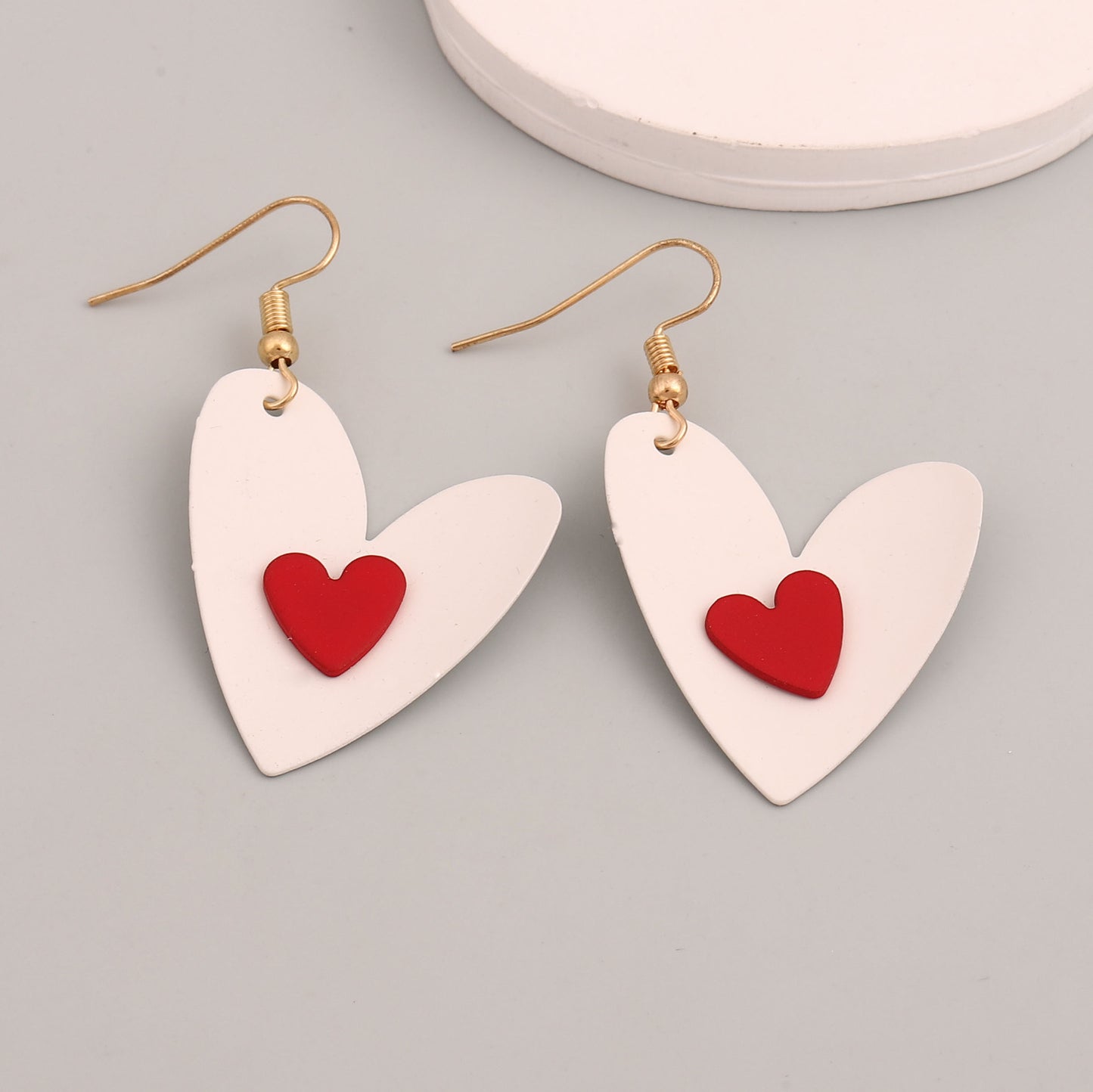 Herkkä käsityö Korvarengas