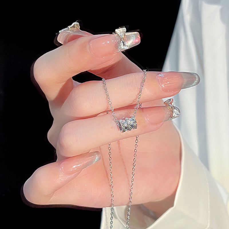 Hurmaava Kaulakoru jokaiseen tilaisuuteen