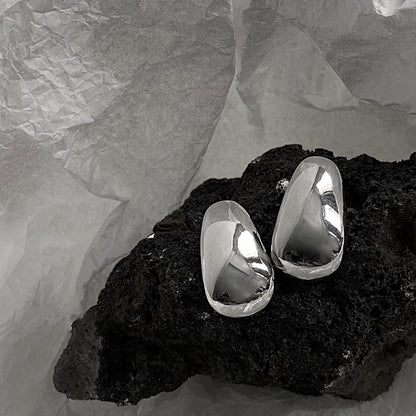 Käsintehty vintage Korvarengas