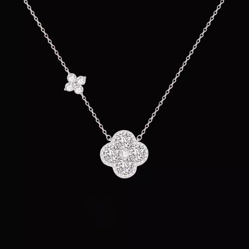 Romanttinen Kaulakoru erityisiin hetkiin