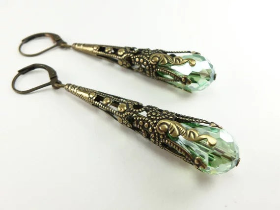 Kaunis Korvarengas ainutlaatuisella tyylillä