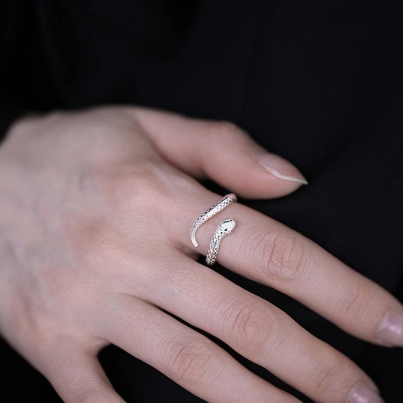 Romanttinen Sormus erityisiin hetkiin