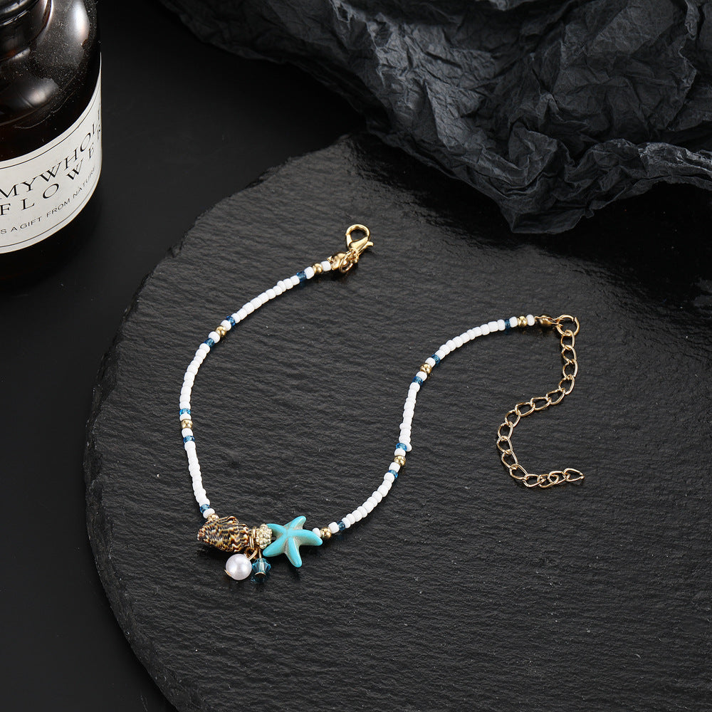 Klassinen Helmi Nilkkakoru ajattomalla viehätyksellä