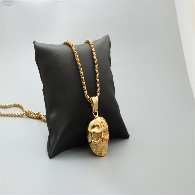 Klassinen Kaulakoru ajattomalla viehätyksellä