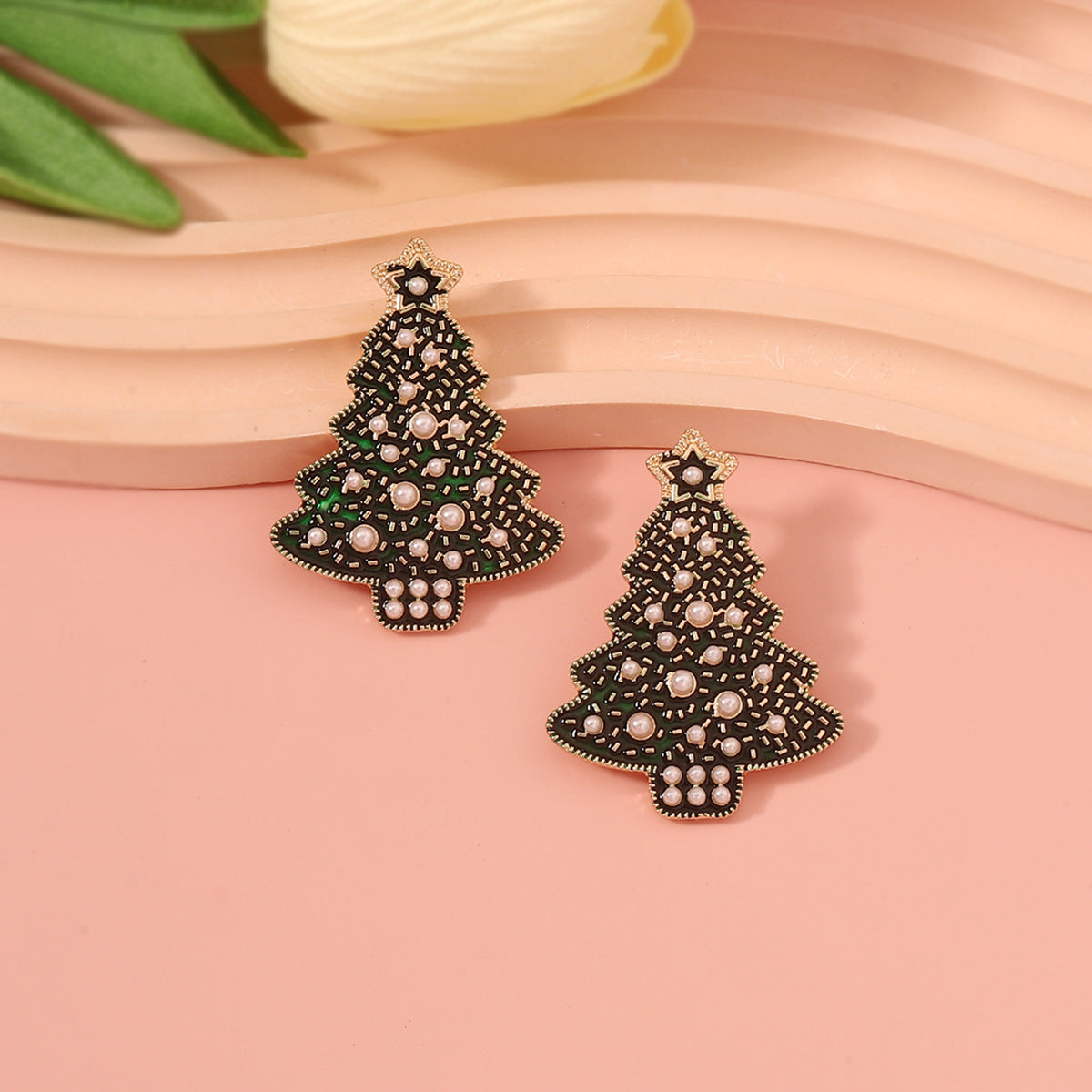 Käsintehty vintage Helmi Korvarengas