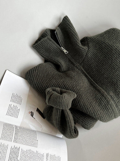 Kauniisti valmistettu Villapaita