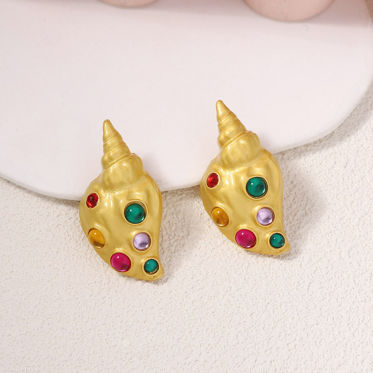 Elegantti Korvarengas jokaiseen tilaisuuteen