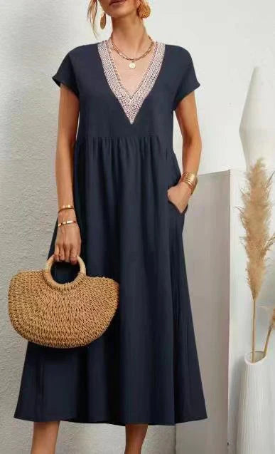 Classic Vintage Dress with a Flattering Fit