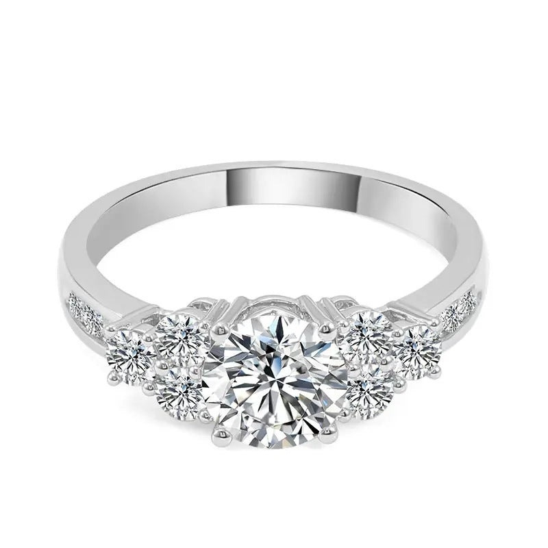 Upea Sormus päivittäiseen käyttöön