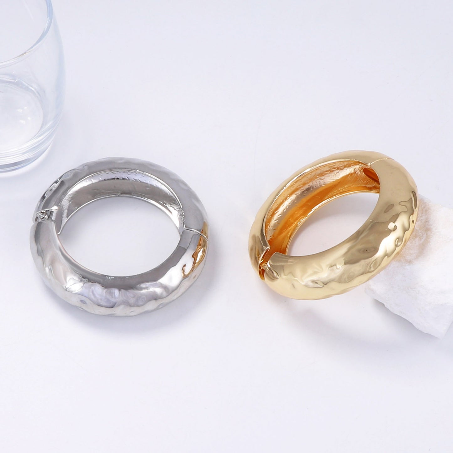 Kaunis Rannekoru ainutlaatuisella tyylillä