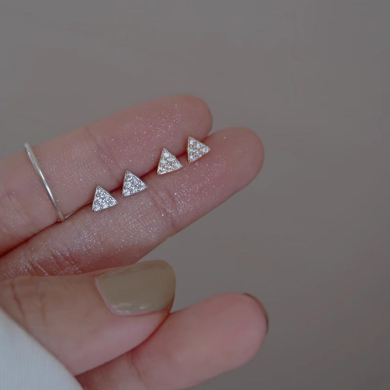 Elegantti Korvarengas jokaiseen tilaisuuteen