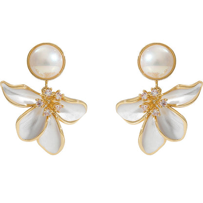 Elegantti Helmi Korvarengas jokaiseen tilaisuuteen