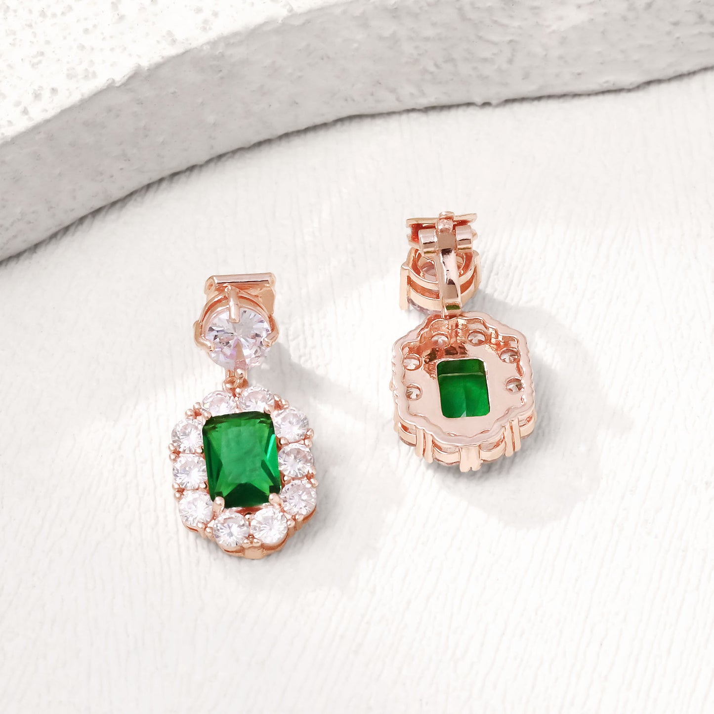 Herkkä käsityö Korvarengas