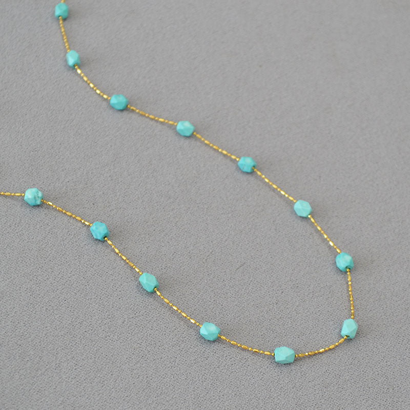 Hurmaava Kaulakoru jokaiseen tilaisuuteen