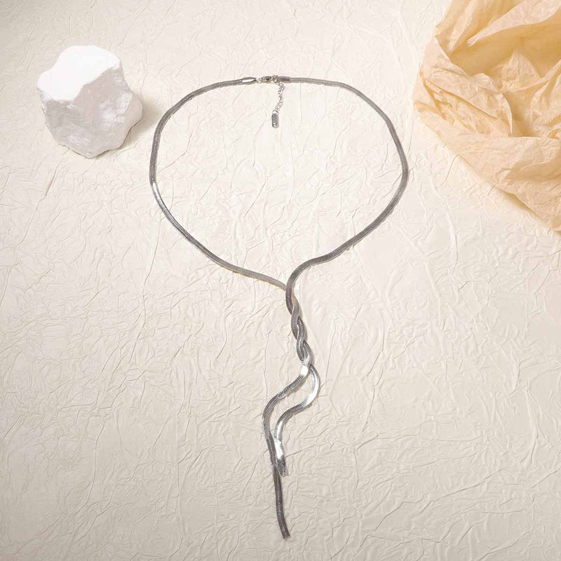 Hurmaava Kaulakoru jokaiseen tilaisuuteen