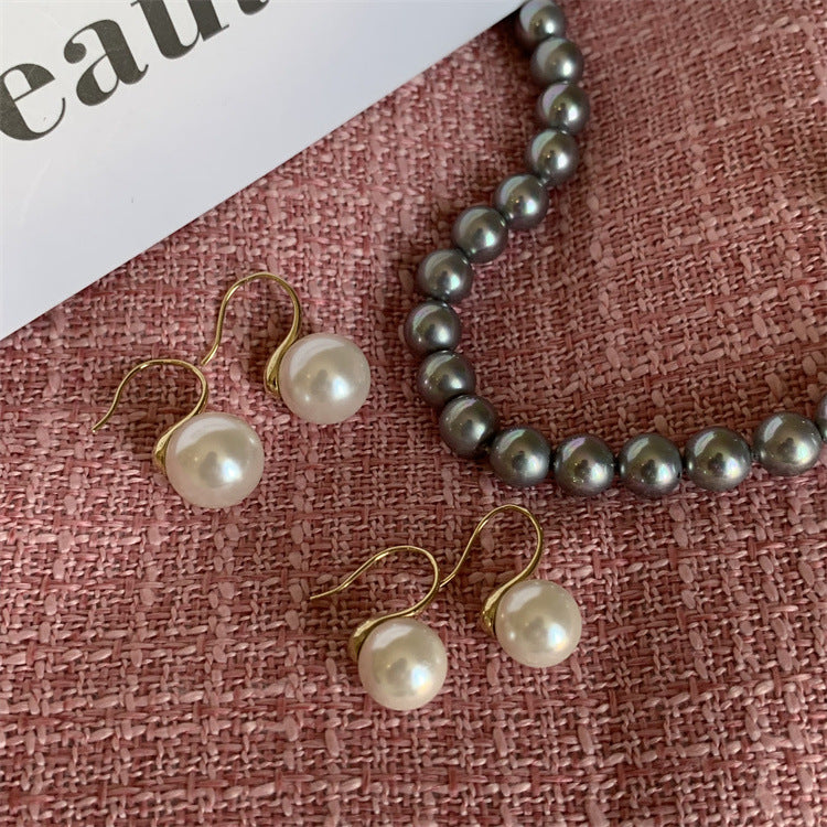 Elegantti Helmi Korvarengas jokaiseen tilaisuuteen