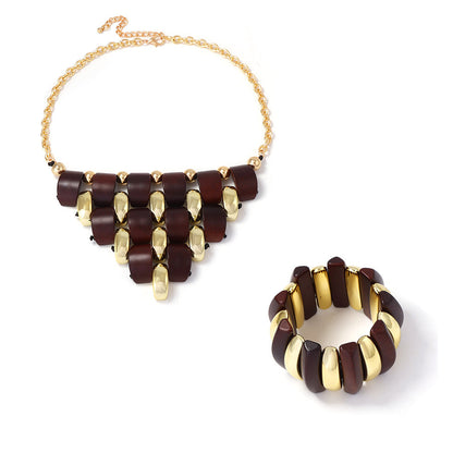 Hurmaava Koru jokaiseen tilaisuuteen