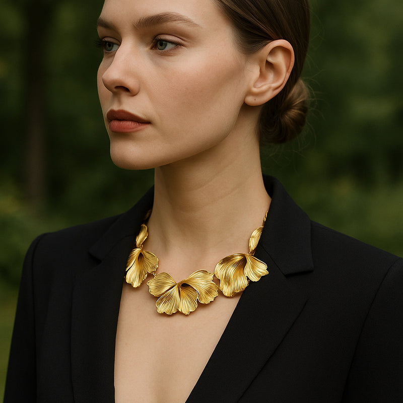 Käsintehty vintage Kaulakoru