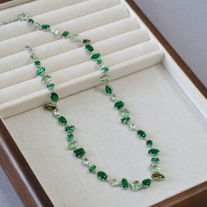 Upea Hopea Kaulakoru päivittäiseen käyttöön