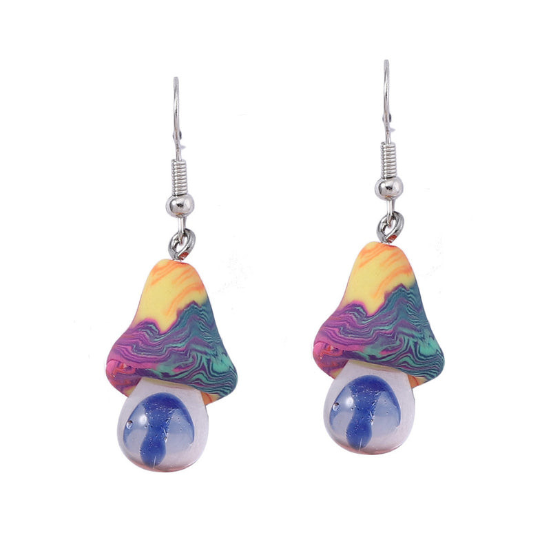 Kaunis Korvarengas ainutlaatuisella tyylillä