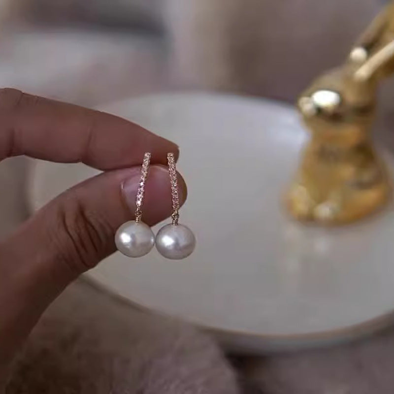 Romanttinen Helmi Korvarengas erityisiin hetkiin