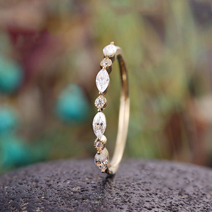 Upea Sormus päivittäiseen käyttöön