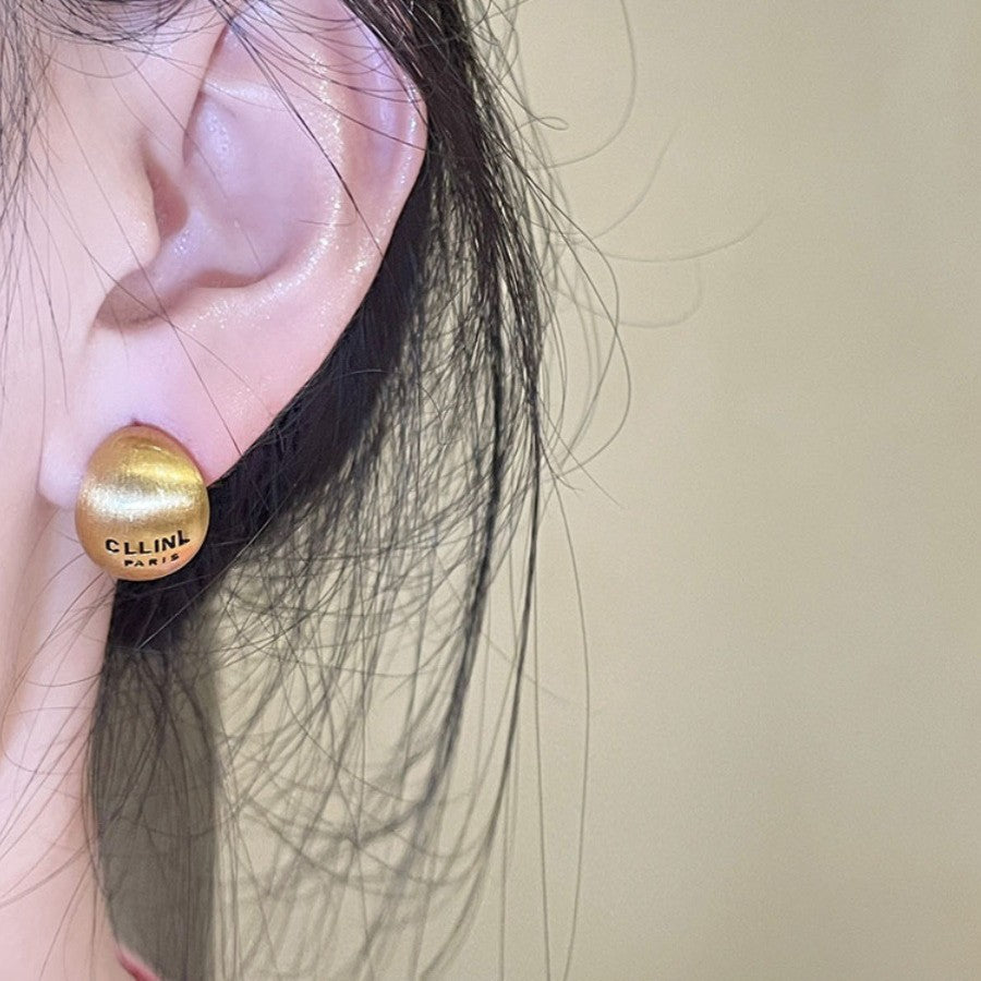 Elegantti Kulta Korvarengas jokaiseen tilaisuuteen