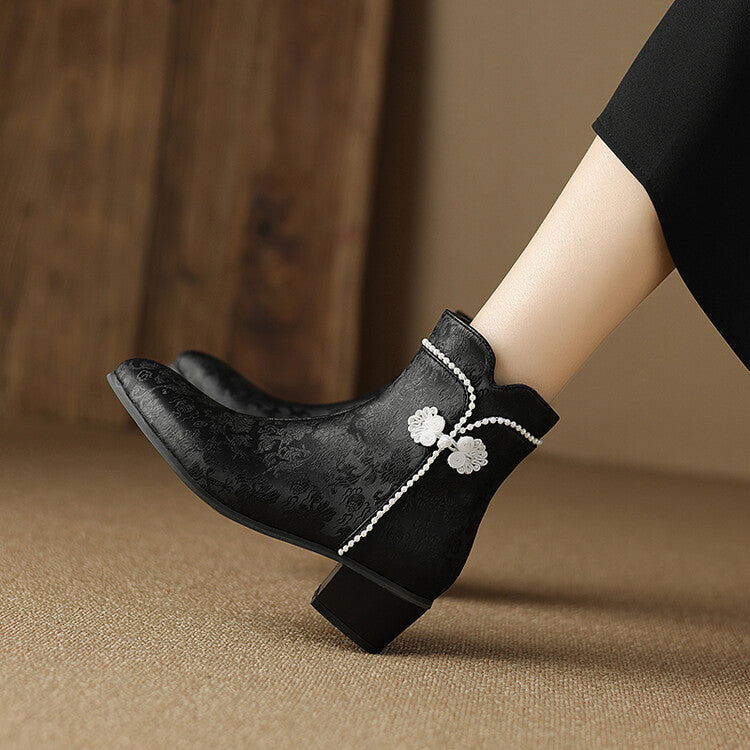 Tyylikkäät Ortopediset Saappaat Ainutlaatuisella Muotoilulla