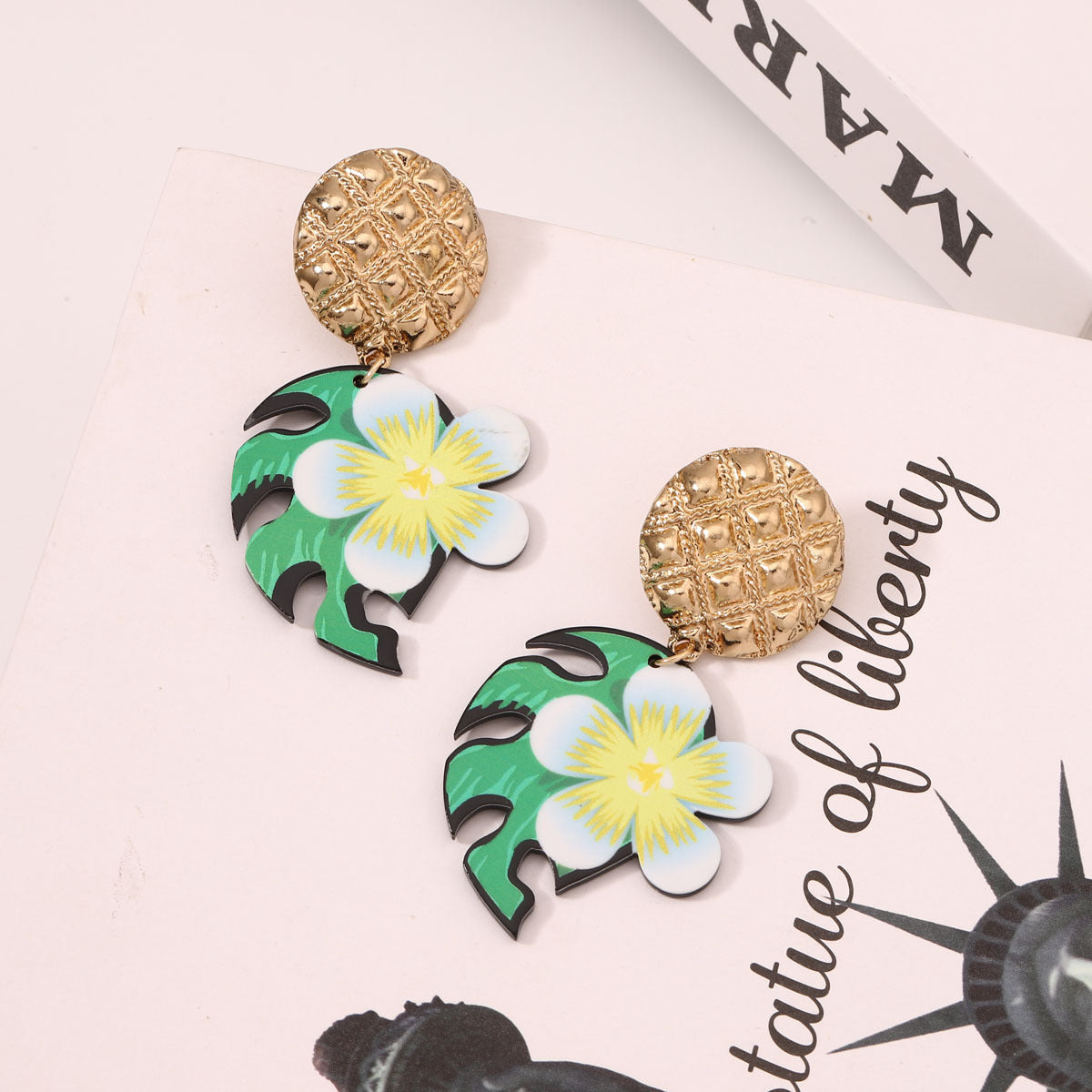 Herkkä käsityö Korvarengas