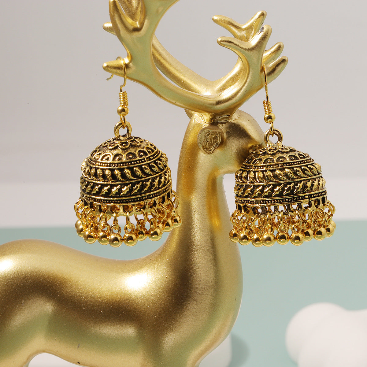 Käsintehty vintage Korvarengas