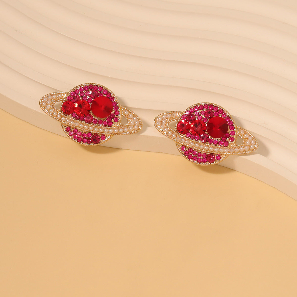 Käsintehty vintage Korvarengas