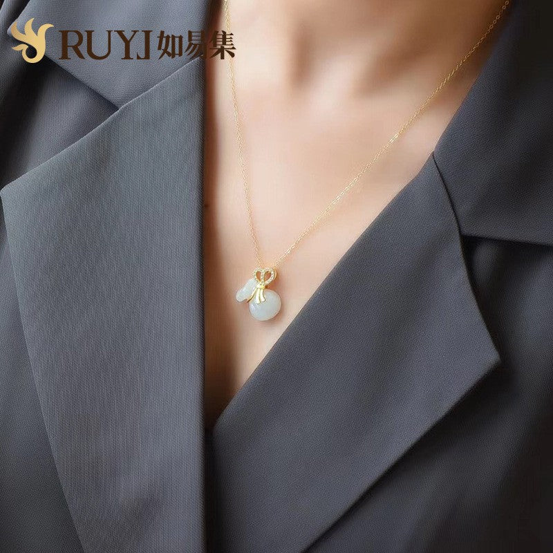 Klassinen Hopea Kaulakoru ajattomalla viehätyksellä