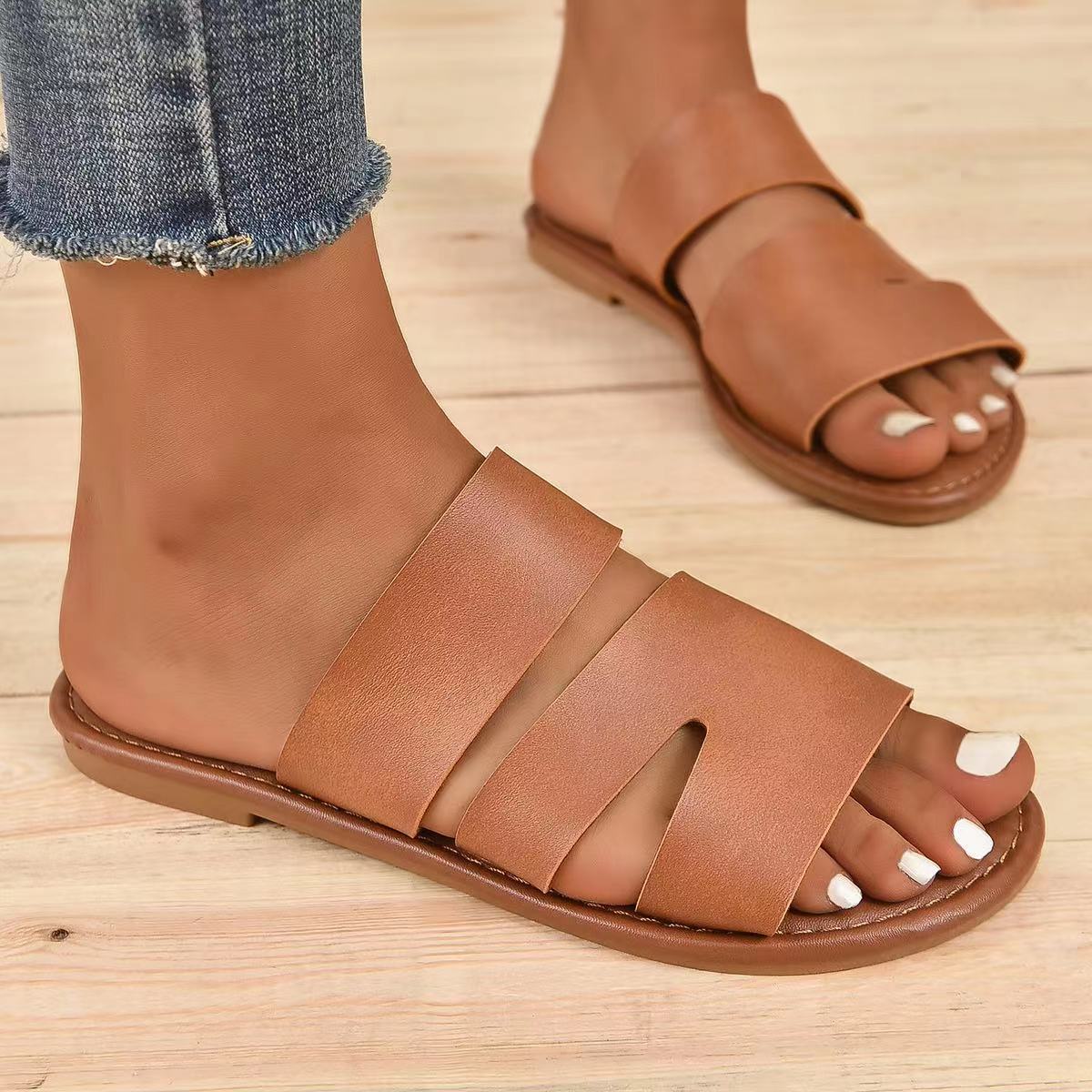 Sulavalinaiset Ortopediset Sandaalit Moderniin Tyyliin