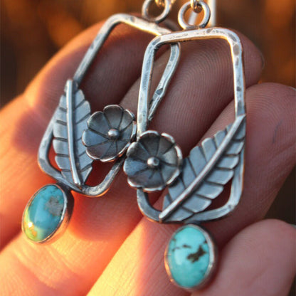 Klassinen Sormus ajattomalla viehätyksellä