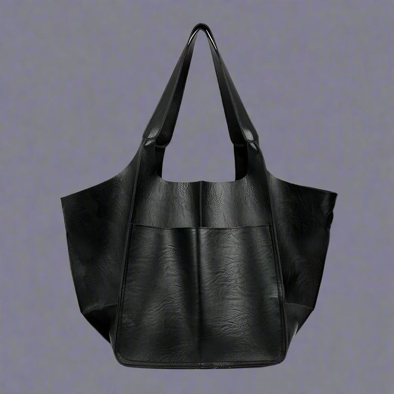 Beautifully Finished Bag in a Timeless Design
