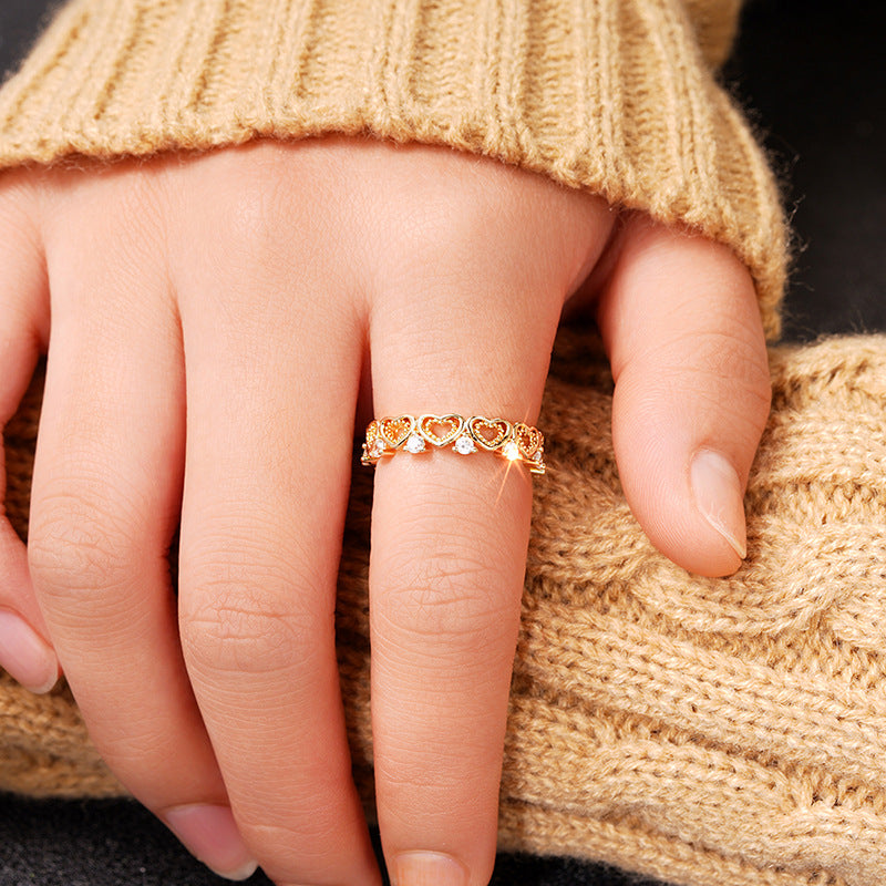 Elegantti Sormus jokaiseen tilaisuuteen