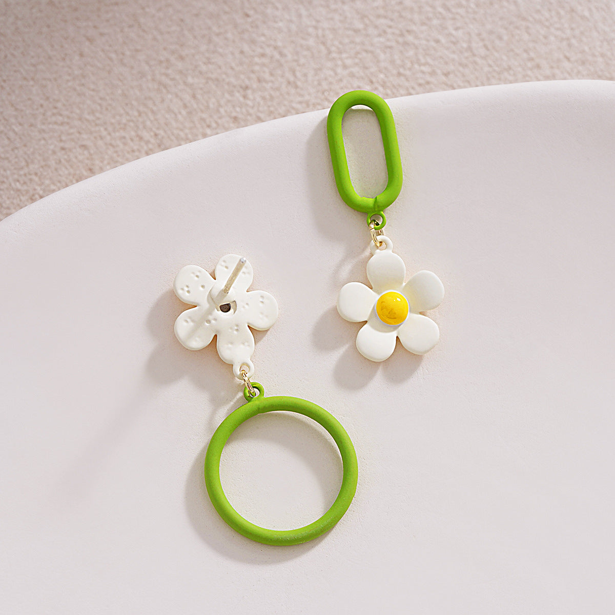 Romanttinen Korvarengas erityisiin hetkiin