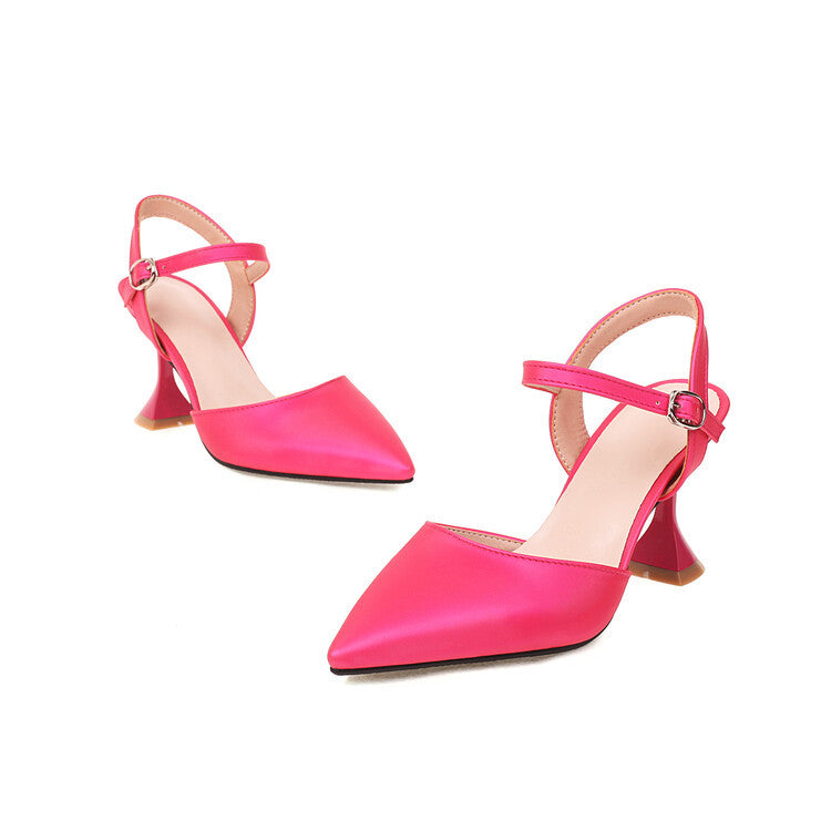 Tyylikkäät Ortopediset Sandaalit Ainutlaatuisella Muotoilulla