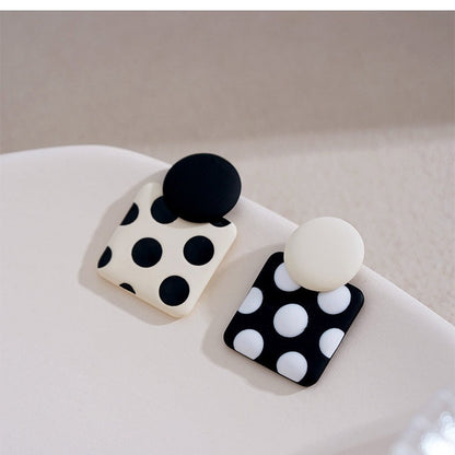 Käsintehty vintage Korvarengas