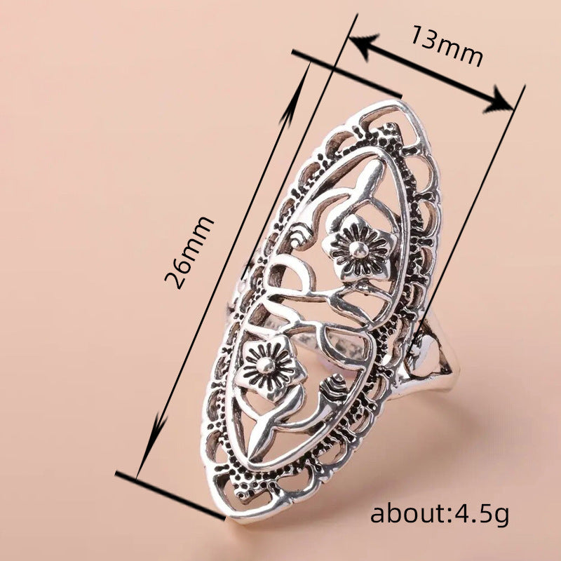 Kaunis Sormus ainutlaatuisella tyylillä