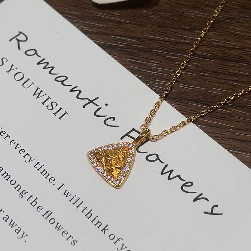 Klassinen Koru ajattomalla viehätyksellä