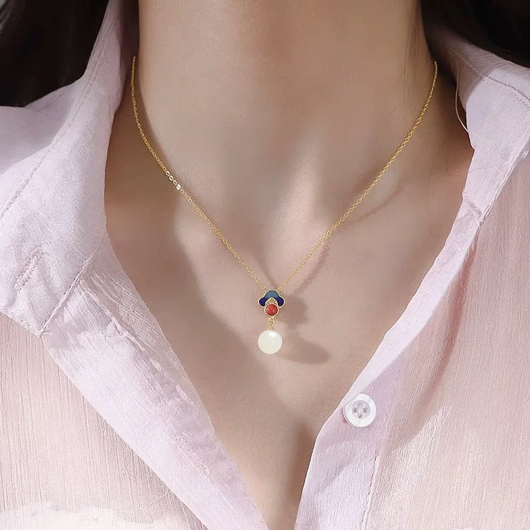 Hurmaava Kaulakoru jokaiseen tilaisuuteen