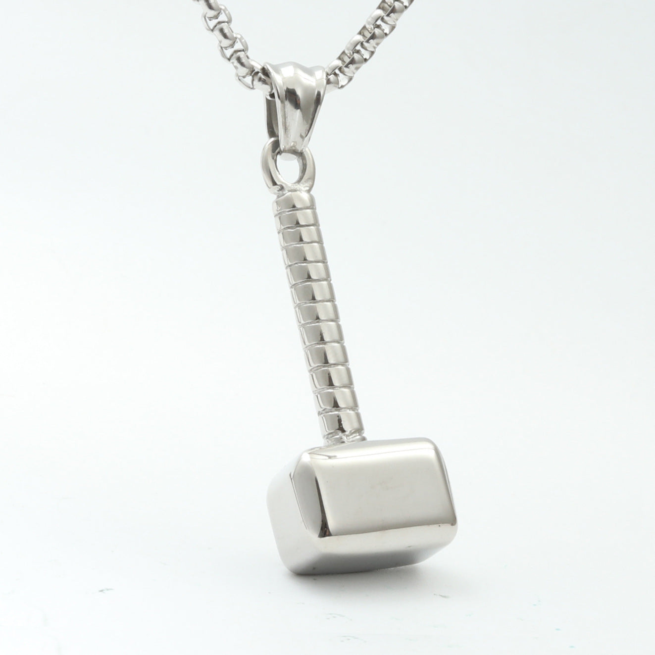 Kaunis Kaulakoru ainutlaatuisella tyylillä