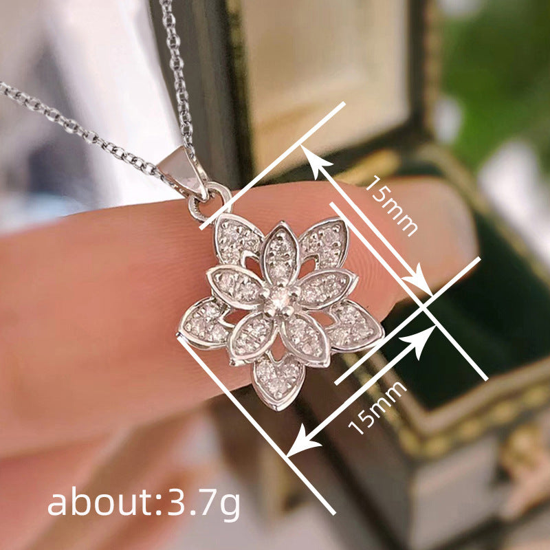 Herkkä käsityö Koru