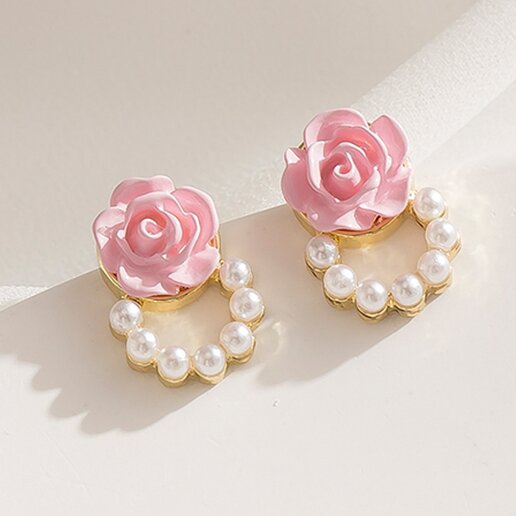 Romanttinen Helmi Korvarengas erityisiin hetkiin