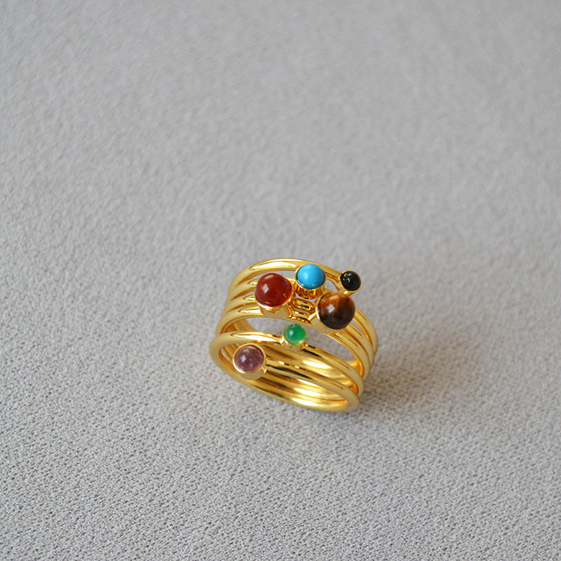 Klassinen Kulta Sormus ajattomalla viehätyksellä