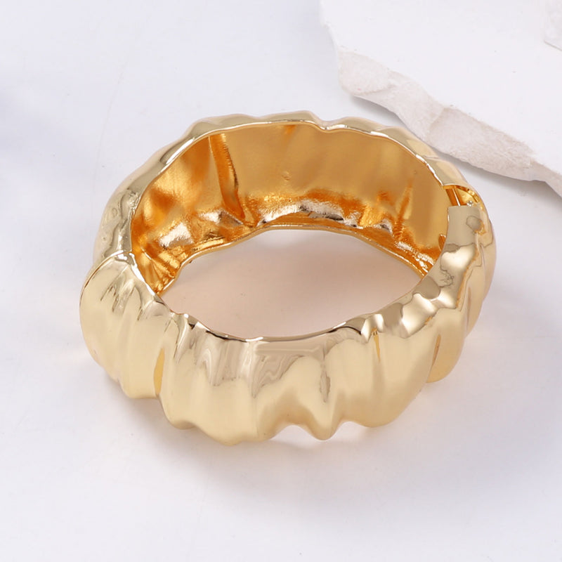 Herkkä käsityö Rannekoru