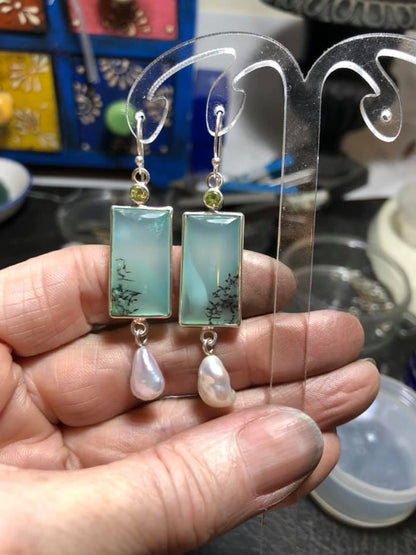 Hurmaava Helmi Korvarengas jokaiseen tilaisuuteen